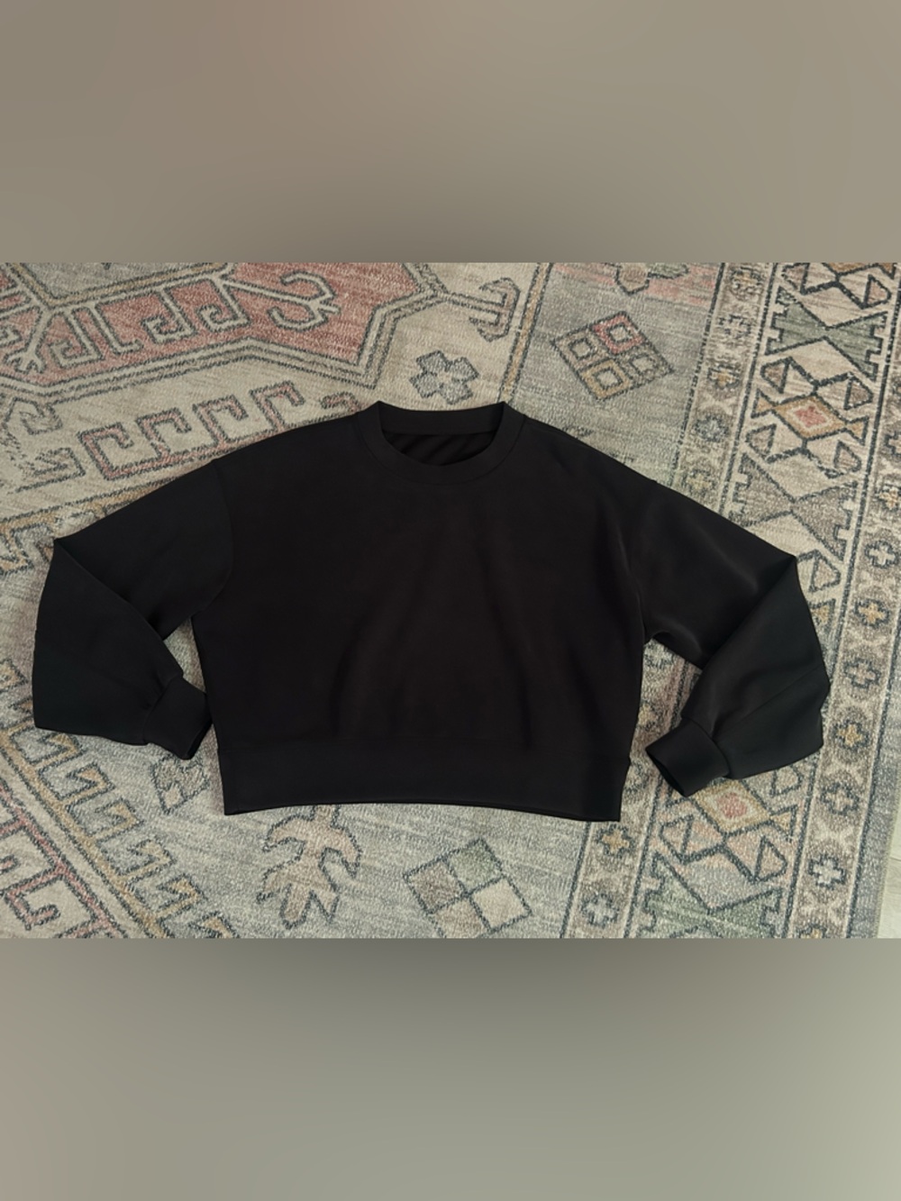 Lululemon Softstreme Perfectly Oversized Cropped Crew Womens Size 4